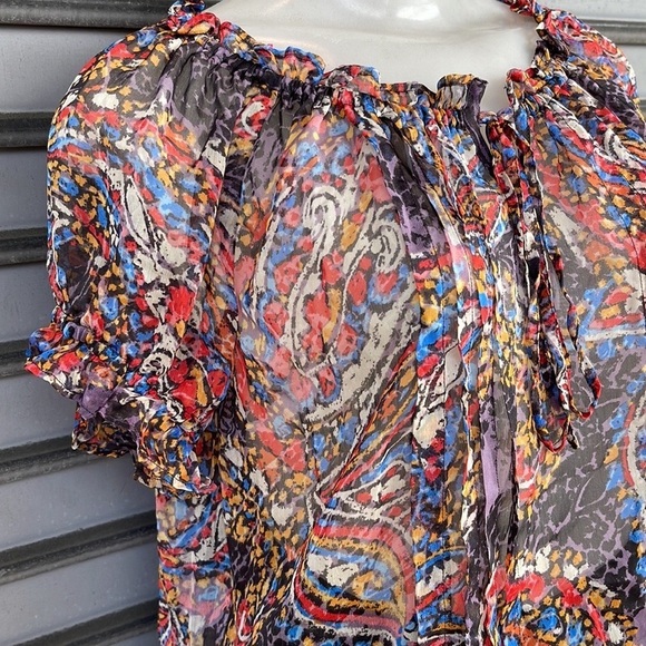 Outback Red Top Size XS - Picture 5 of 9